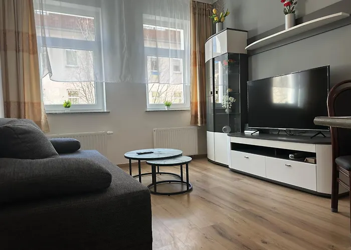 3 Center East Appartement