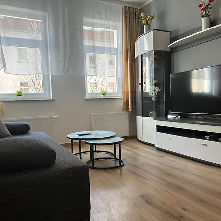3 Center East Διαμέρισμα